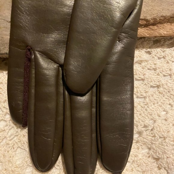 Vintage Chocolate Brown Vinyl Weather Gloves - Picture 5 of 6